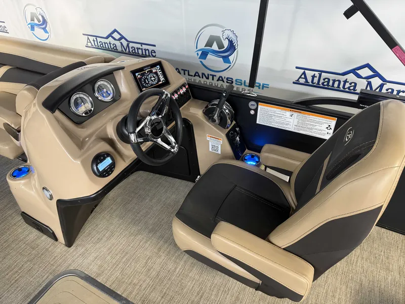 Slide: The Image of Barletta Cabrio 22UC 2022 - 28