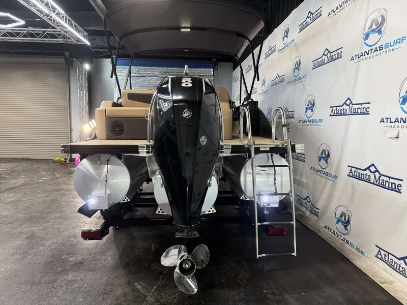 Slide: The Image of Barletta Cabrio 22UC 2022 - 8