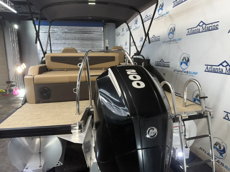 Slide: The Image of Barletta Cabrio 22UC 2022 - 9