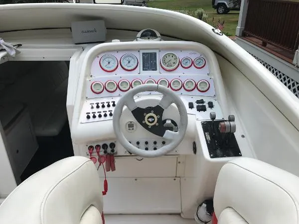 Slide: The Image of Wellcraft 33 SCARAB 1998 - 6