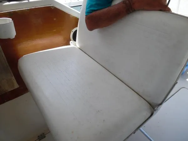 Slide: The Image of Chris-Craft 28 Catalina Express 1979 - 11
