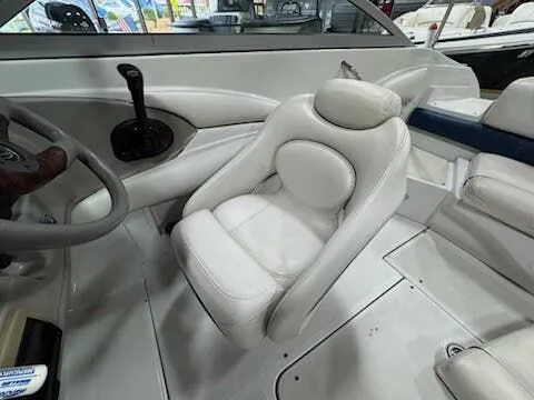 Slide: The Image of Crownline Boats 200 LS 2007 - 5