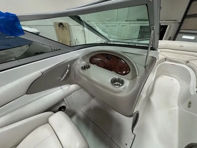 Slide: The Image of Crownline Boats 200 LS 2007 - 8
