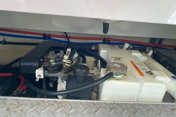 Slide: The Image of Formula 400 Super Sport 400 SS 2001 - 11