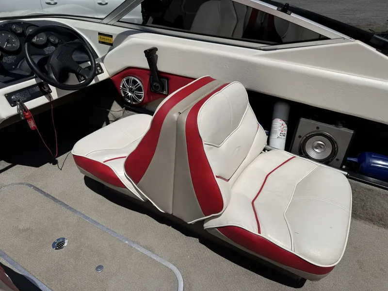 Slide: The Image of Maxum 1800 MX 1993 - 5