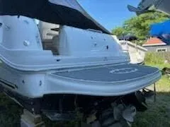 Slide: The Image of Sea Ray Sundancer 320 2007 - 5