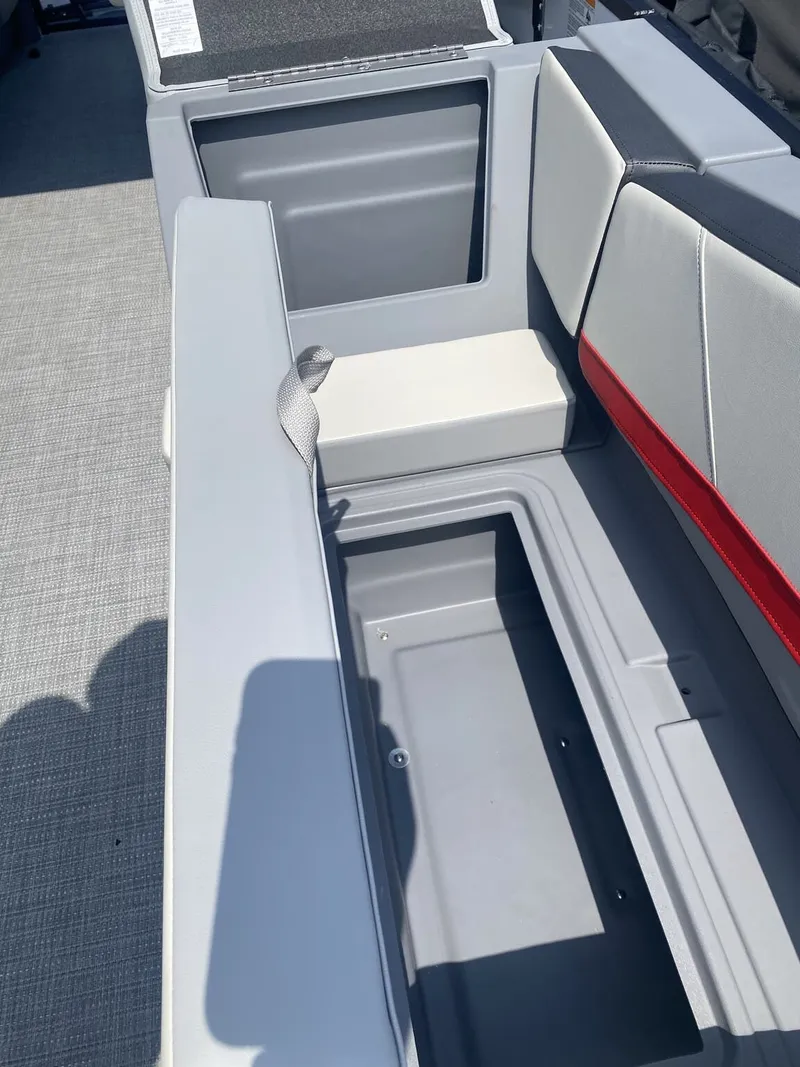 Slide: The Image of Sylvan A Series A20 LZ DH 2025 - 8