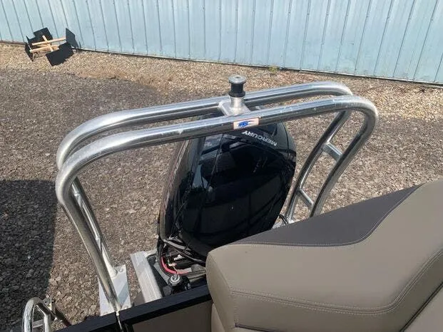 Slide: The Image of Sylvan Mirage 8522 CRS 2023 - 16