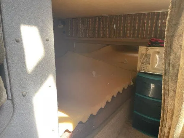 Slide: The Image of Trojan 8.6 Meter Mid Cabin 1987 - 12