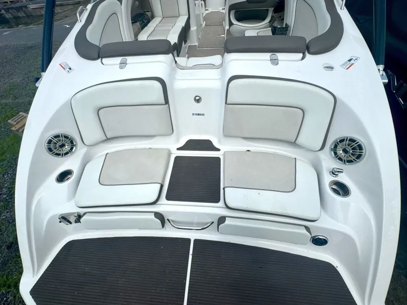 Slide: The Image of Yamaha 242 Limited S 2013 - 13