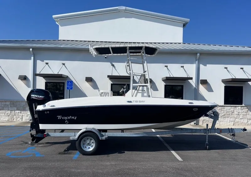 The Image of Bayliner T18LE 2026 - 1