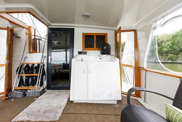 Slide: The Image of Californian 52 Cockpit Motor Yacht 1991 - 10
