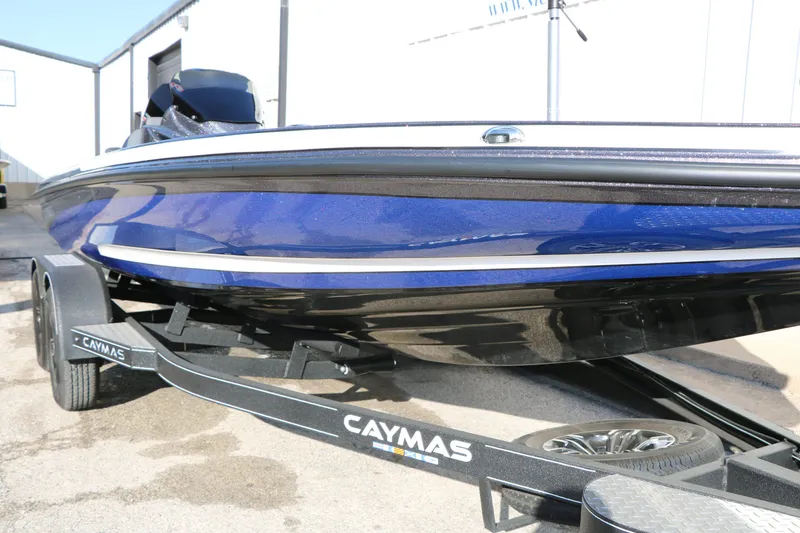 Slide: The Image of Caymas CX 201 PRO 2027 - 15