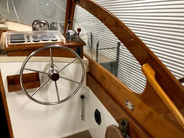 Slide: The Image of Dyer 29 Bass Boat 1984 - 10
