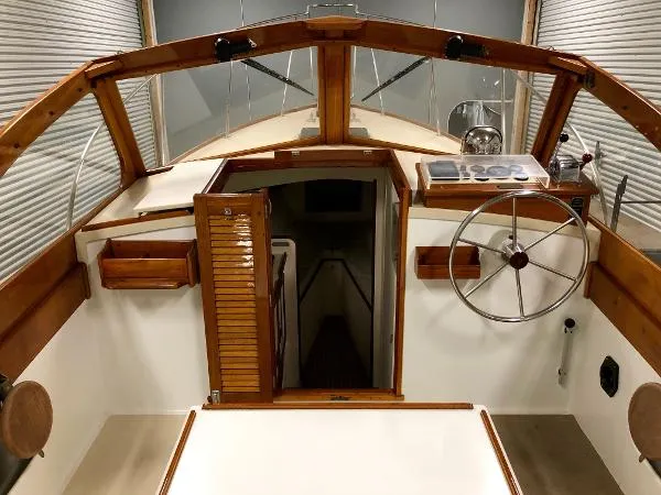 Slide: The Image of Dyer 29 Bass Boat 1984 - 9