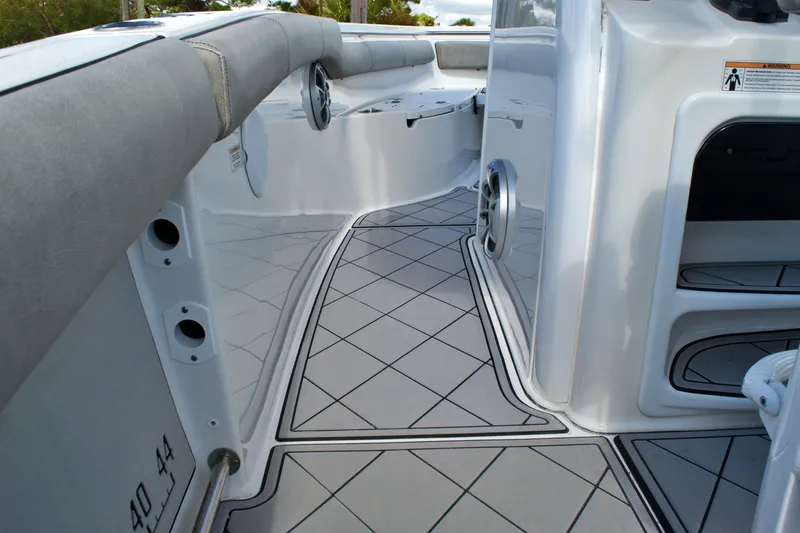 Slide: The Image of 2018 SEA PRO 239 CC - Image 27 - 27