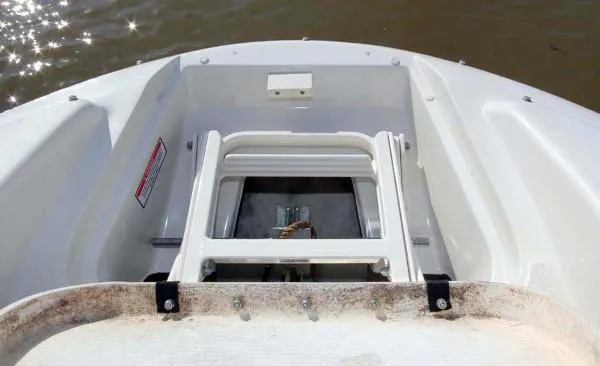 Slide: The Image of Sea Ray 270 Sundeck 2005 - 9