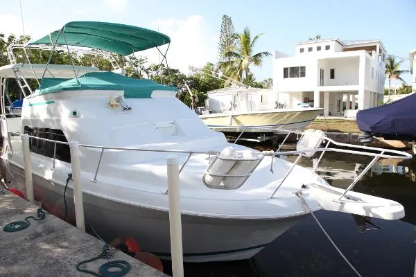 Slide: The Image of Mainship 34 Motor Yacht 1996 - 1