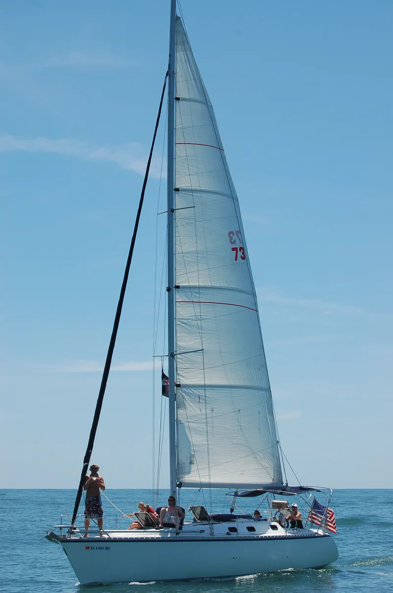 Slide: The Image of Hunter Legend 35 1987 - 0
