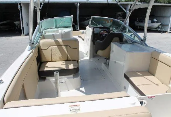 Slide: The Image of Sea Ray 290 Sundeck 2008 - 11