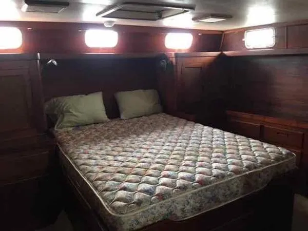 Slide: The Image of Gulfstar 44 1978 - 4