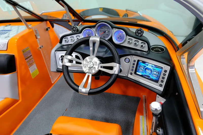 Slide: The Image of MasterCraft X10 2015 - 11
