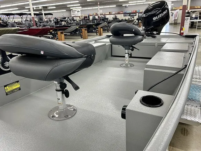 Slide: The Image of Xtreme Boats Classic 1654SS 2026 - 6