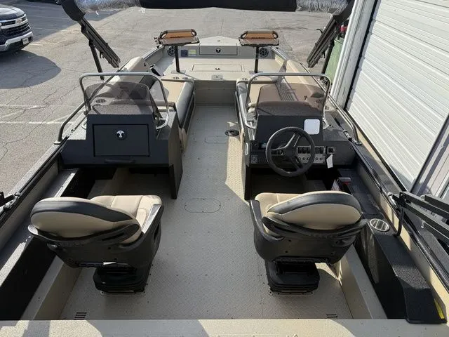 Slide: The Image of SeaArk Big Easy 2026 - 18