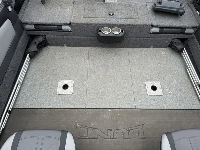 Slide: The Image of Lund 2275 Baron Sport 2020 - 16