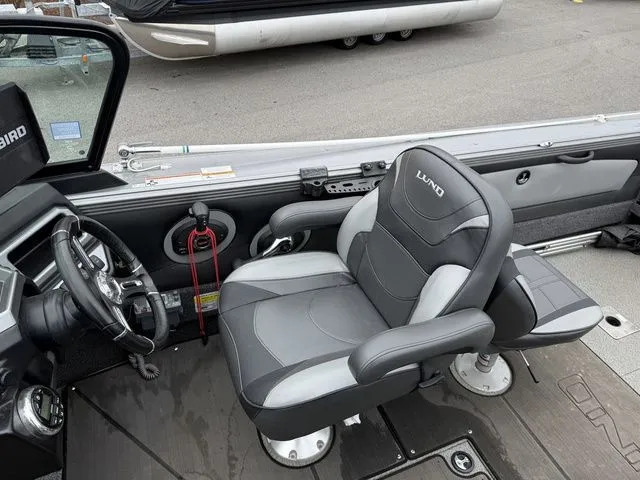 Slide: The Image of Lund 2275 Baron Sport 2020 - 24