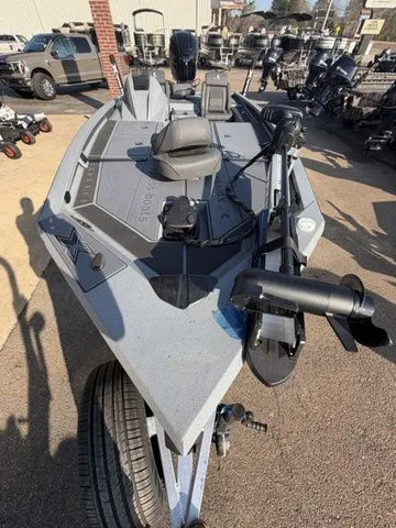 Slide: The Image of Xpress XR 21 BASS 2026 - 12