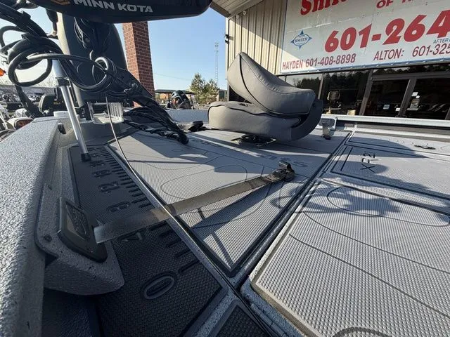 Slide: The Image of Xpress XR 21 BASS 2026 - 16