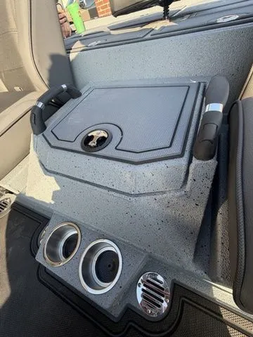 Slide: The Image of Xpress XR 21 BASS 2026 - 25