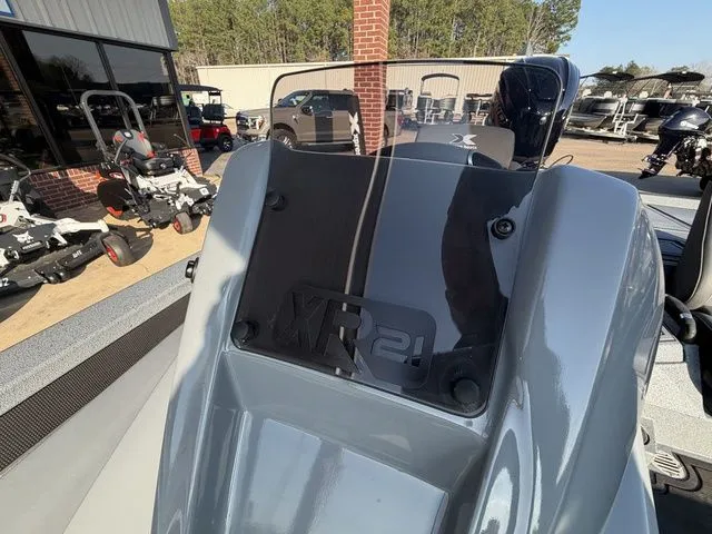 Slide: The Image of Xpress XR 21 BASS 2026 - 61