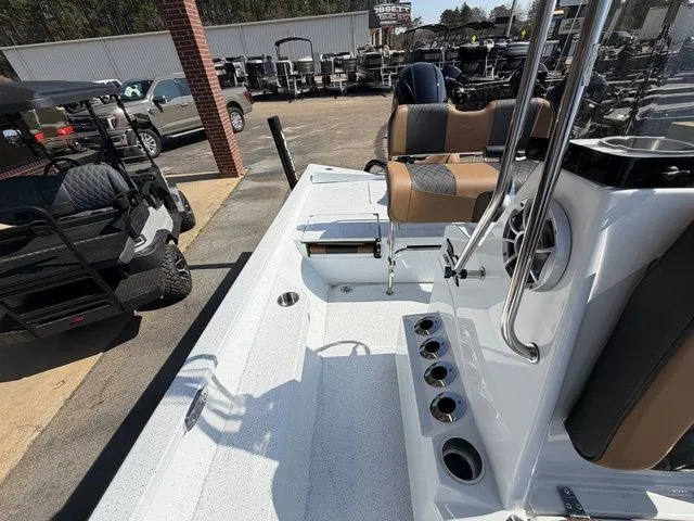 Slide: The Image of Xpress H22B 2026 - 28