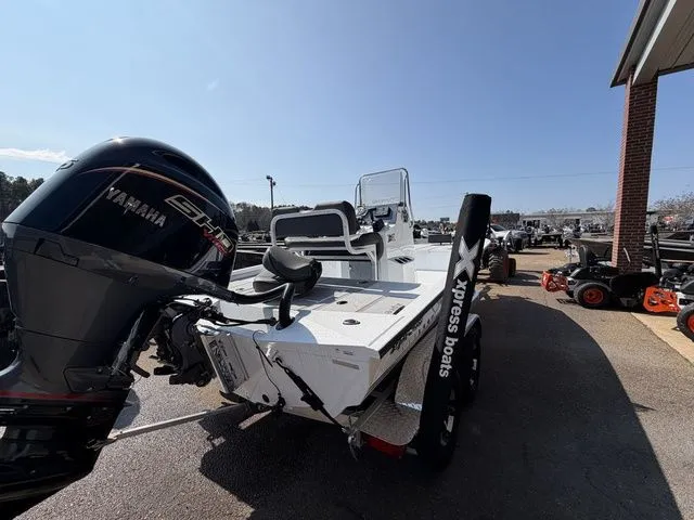 Slide: The Image of Xpress H210B 2026 - 12