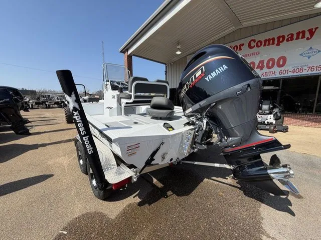 Slide: The Image of Xpress H210B 2026 - 17