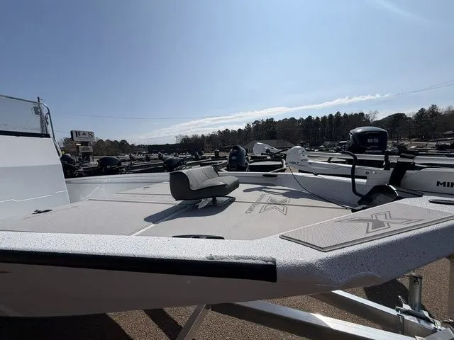 Slide: The Image of Xpress H210B 2026 - 5