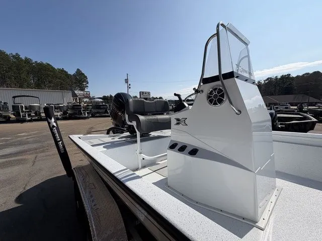 Slide: The Image of Xpress H210B 2026 - 8