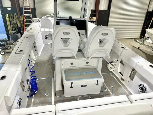 Slide: The Image of Sportsman Heritage 261 Center Console 2023 - 13