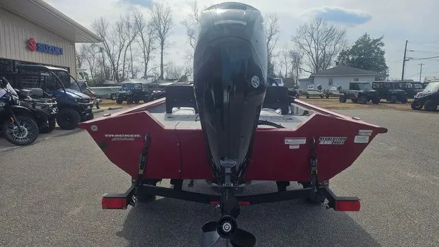 Slide: The Image of Tracker TRACKER PRO TEAM 175 CRAPPIE W/75HP 2025 - 3