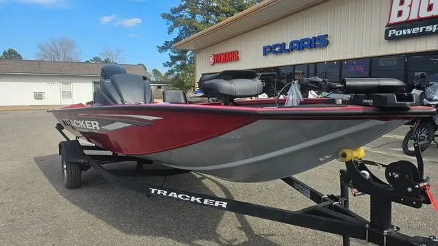 Slide: The Image of Tracker TRACKER PRO TEAM 175 CRAPPIE W/75HP 2025 - 7
