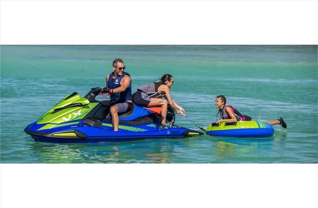 Slide: The Image of Yamaha VX1900-A LIMITED CRUSIER HO 2024 - 12