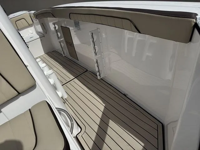 Slide: The Image of Yamaha 252 FSH Sport 2025 - 20