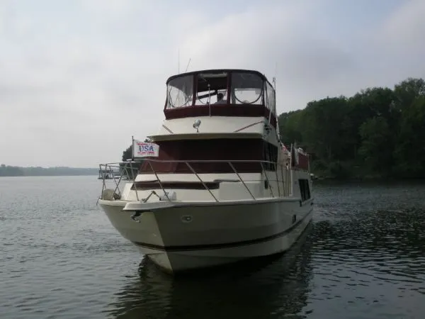 Slide: The Image of Harbor Master 520 Coastal Cruiser 1989 - 2
