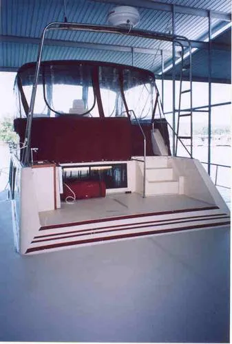 Slide: The Image of Harbor Master 520 Coastal Cruiser 1989 - 6