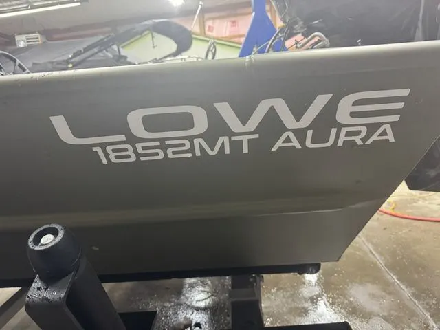 Slide: The Image of Lowe 1852 MT Jon W/ Factory Console Package 2026 - 9