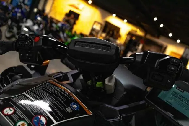 Slide: The Image of Sea-Doo FISH PRO 2026 - 14