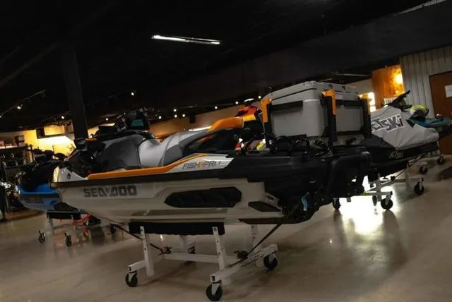 Slide: The Image of Sea-Doo FISH PRO 2026 - 7