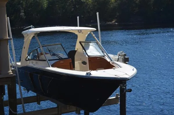 Slide: The Image of Scout 275 Dorado 2018 - 1
